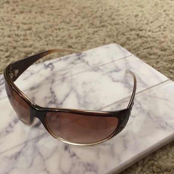 Assorted sunglasses - Picture 3 of 10